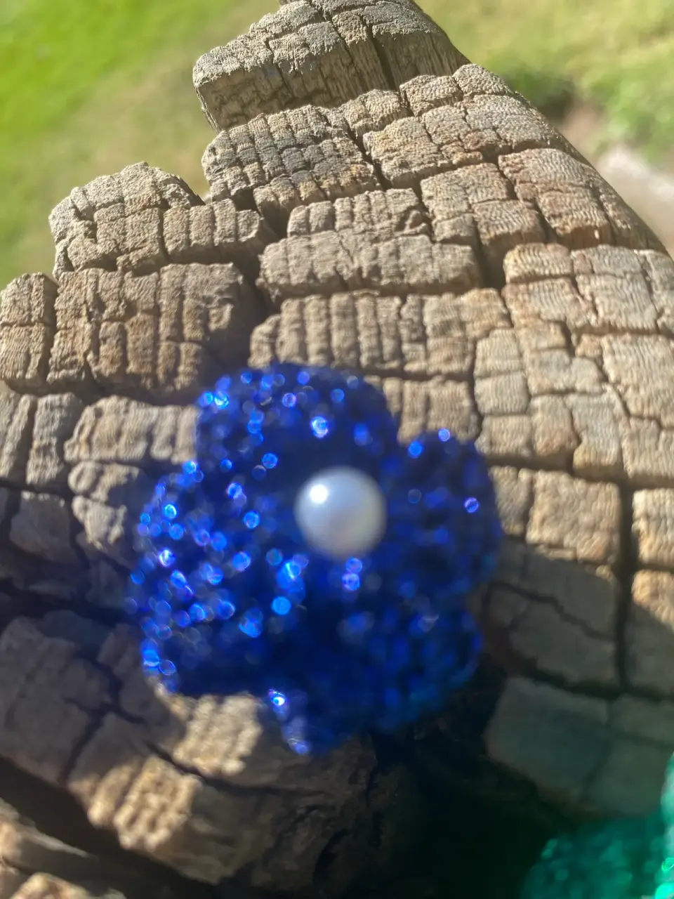 Anillo artesanal dorado verde - miniatura 4