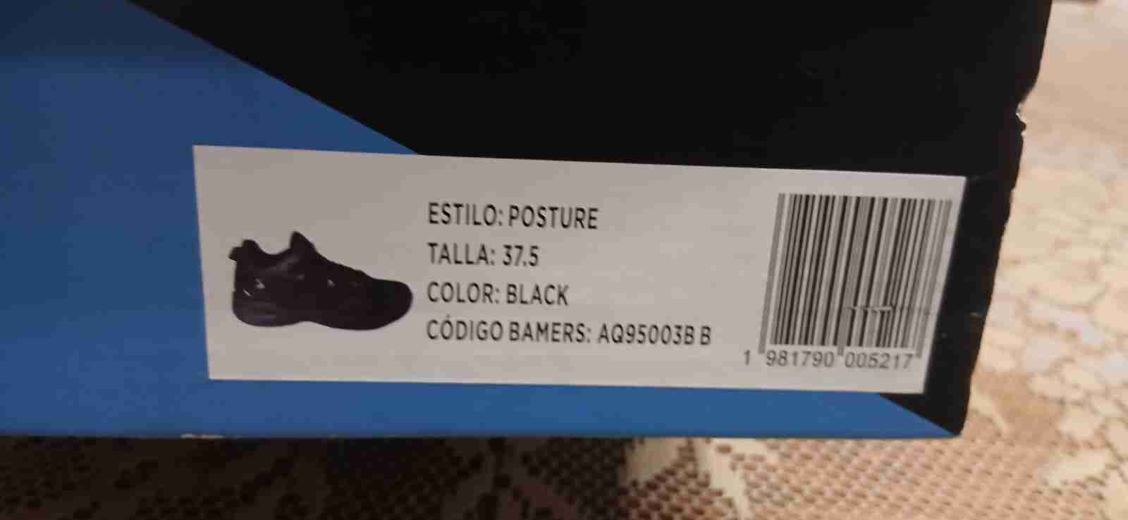 Zapatillas negras deportivas - miniatura 2