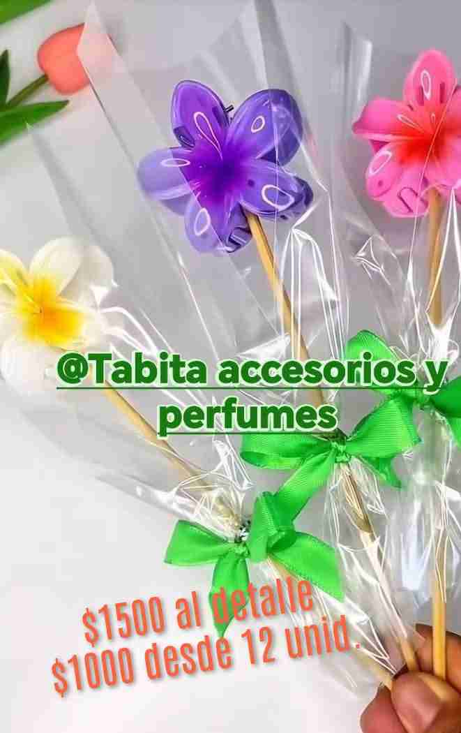 Accesorio floral para el cabello - miniatura 3