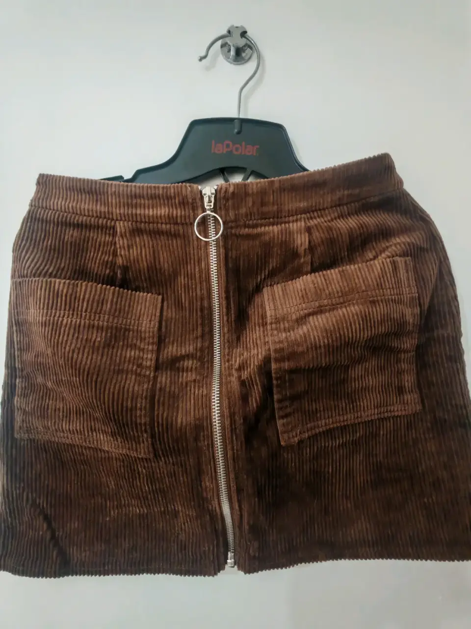 Pantalones naranjas con textura - miniatura 3