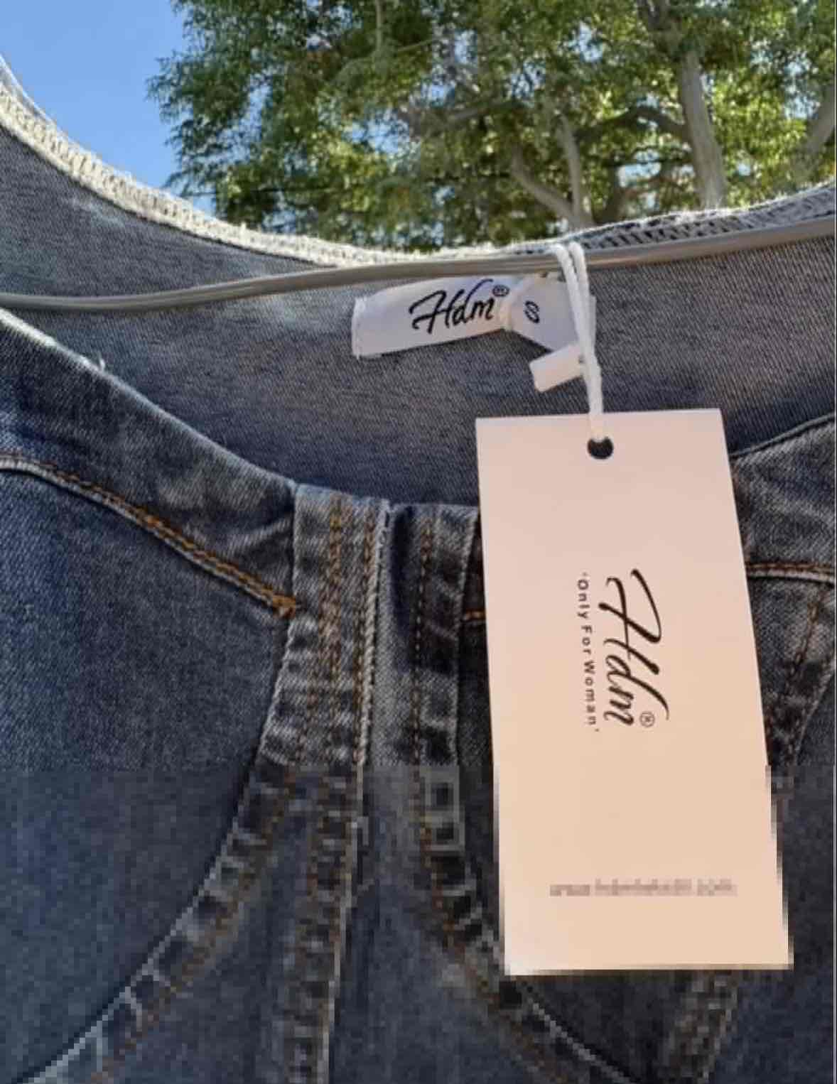 Vestido de mezclilla con diseño único - miniatura 2
