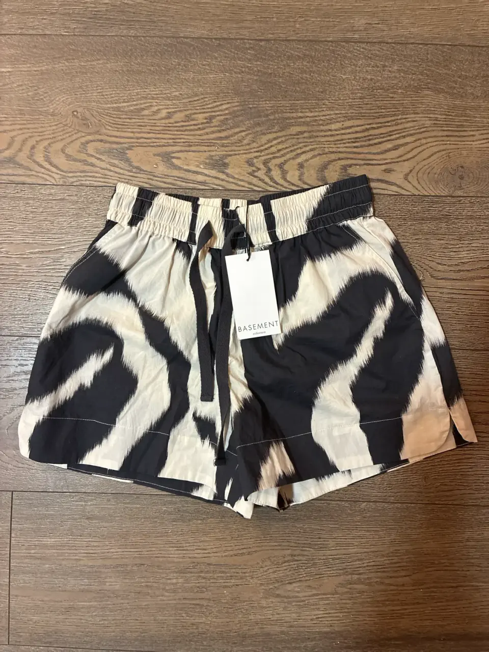 Shorts estampados Basement