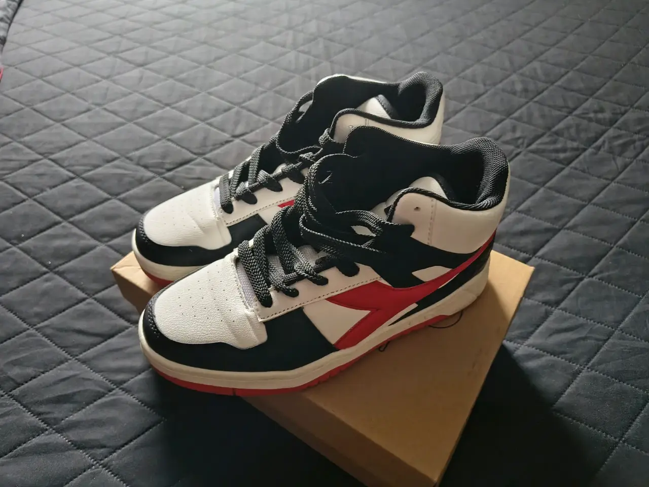 Zapatillas Diadora N°37 - miniatura 3