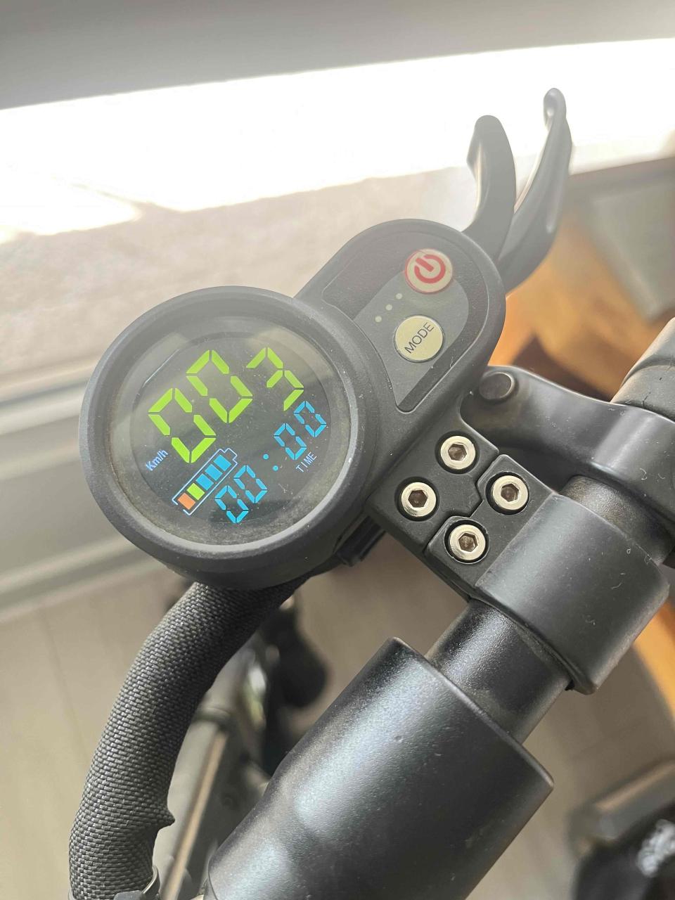 Scooter eléctrico plegable negro - miniatura 2
