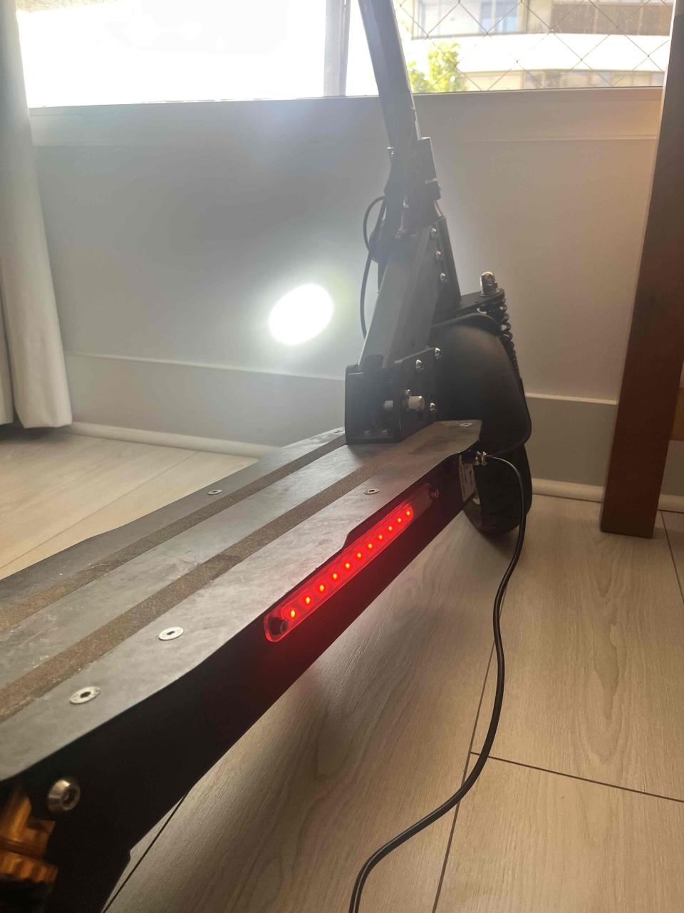 Scooter eléctrico plegable negro - miniatura 6