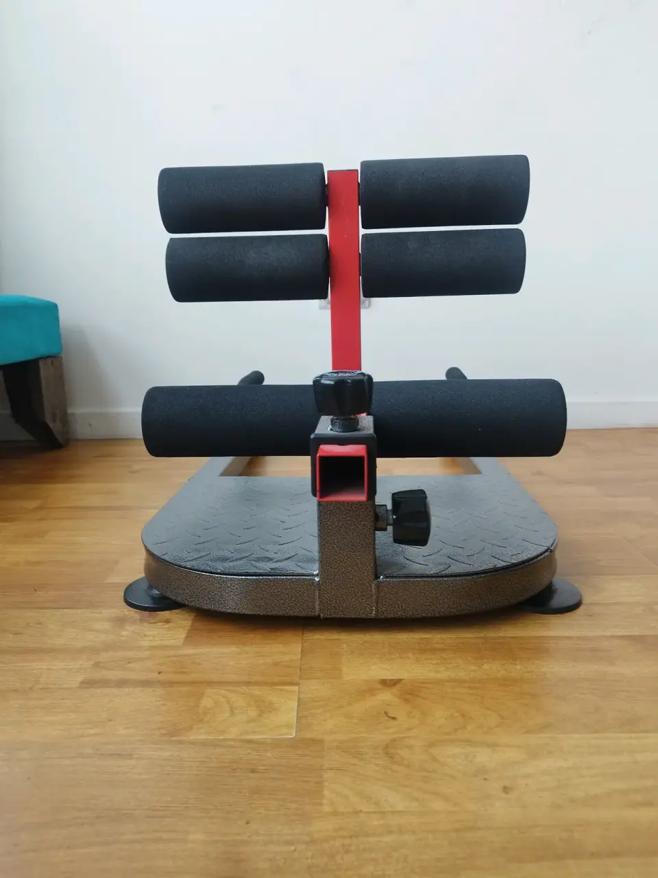 Máquina para ejercicios de piernas - miniatura 3