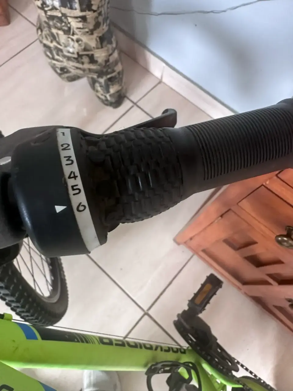 Bicicleta Rockrider verde - miniatura 2