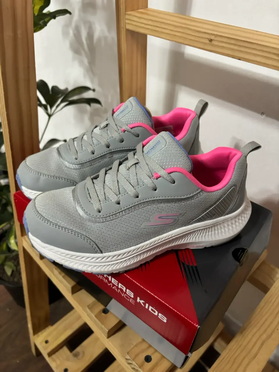 Zapatillas grises para niña N•32 (22cm) - miniatura 1