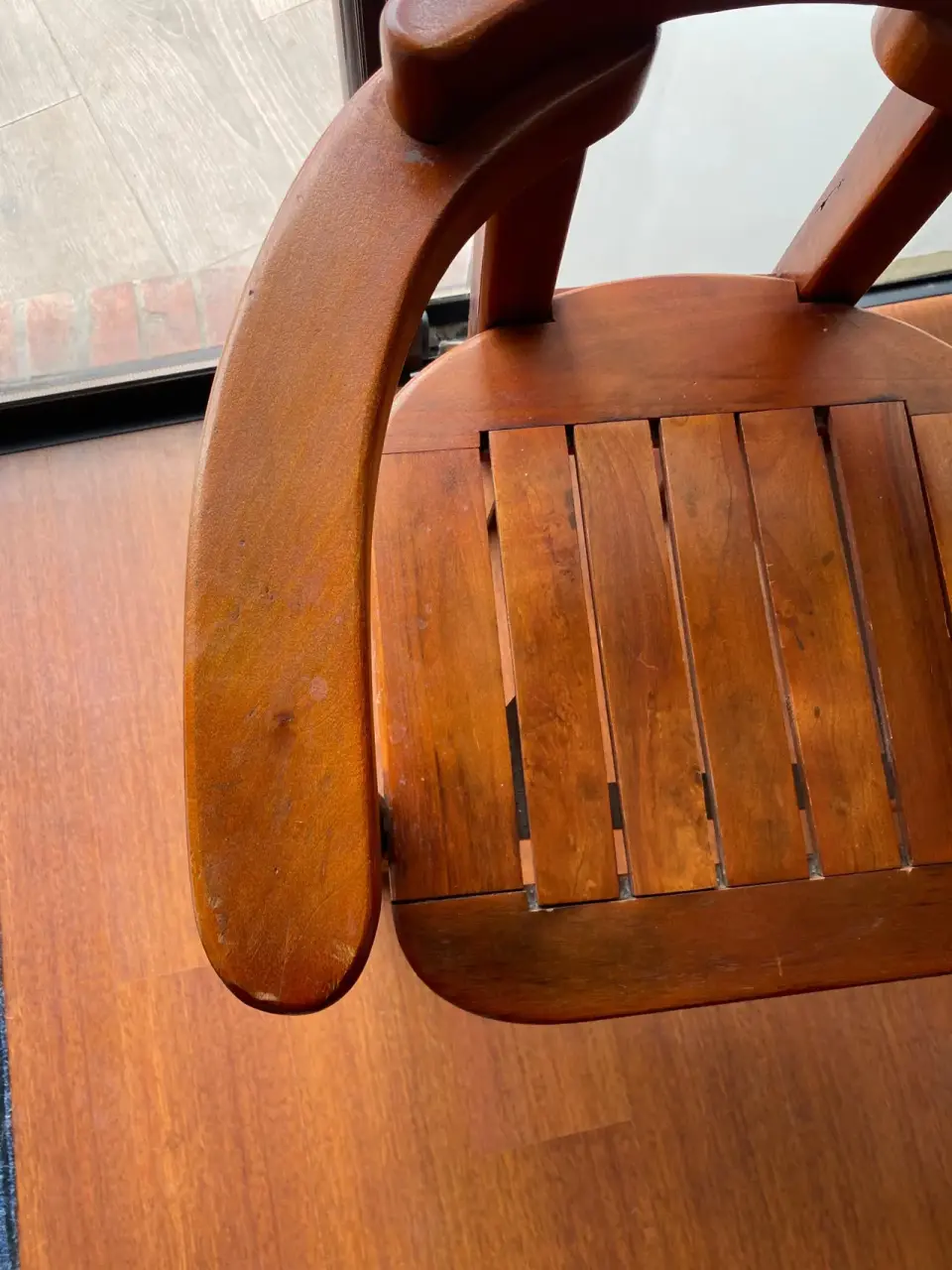 Silla de madera traída de Villarica - miniatura 4