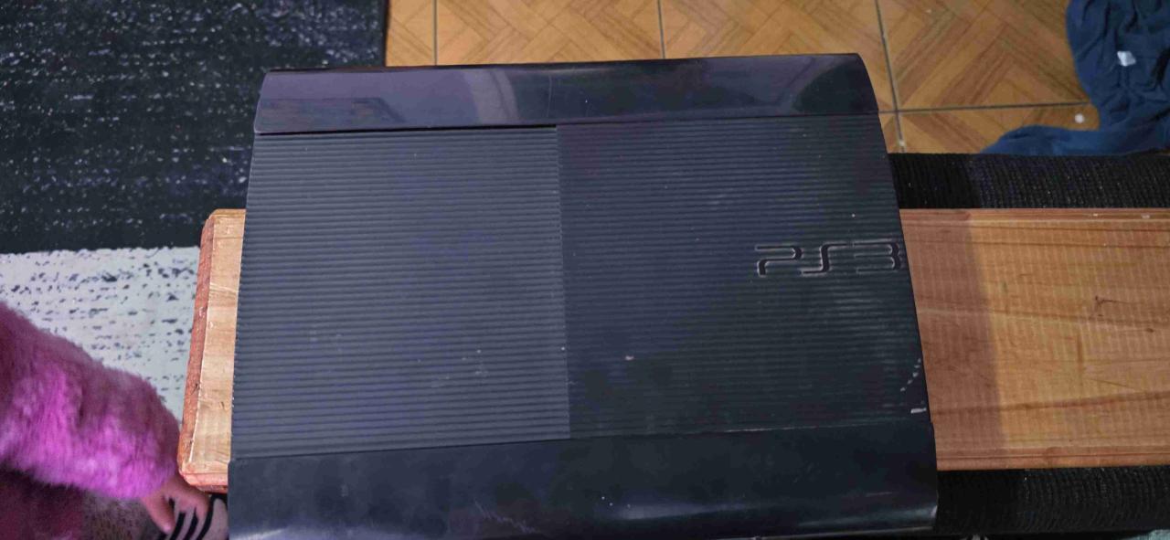 Consola PS3 negra usada - miniatura 2