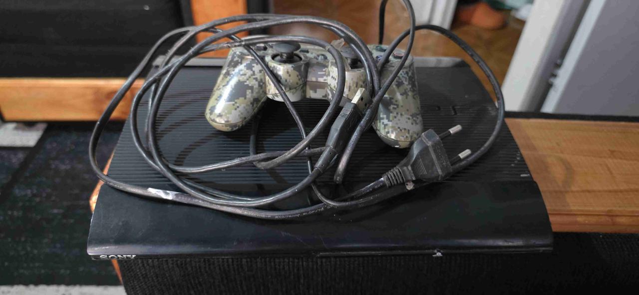 Consola PS3 negra usada - miniatura 5