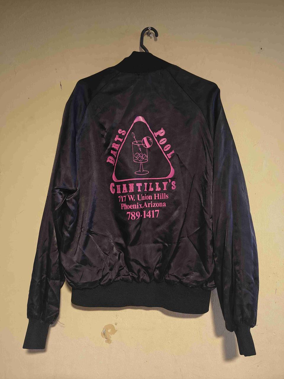 Chaqueta bomber negra estampada - miniatura 2