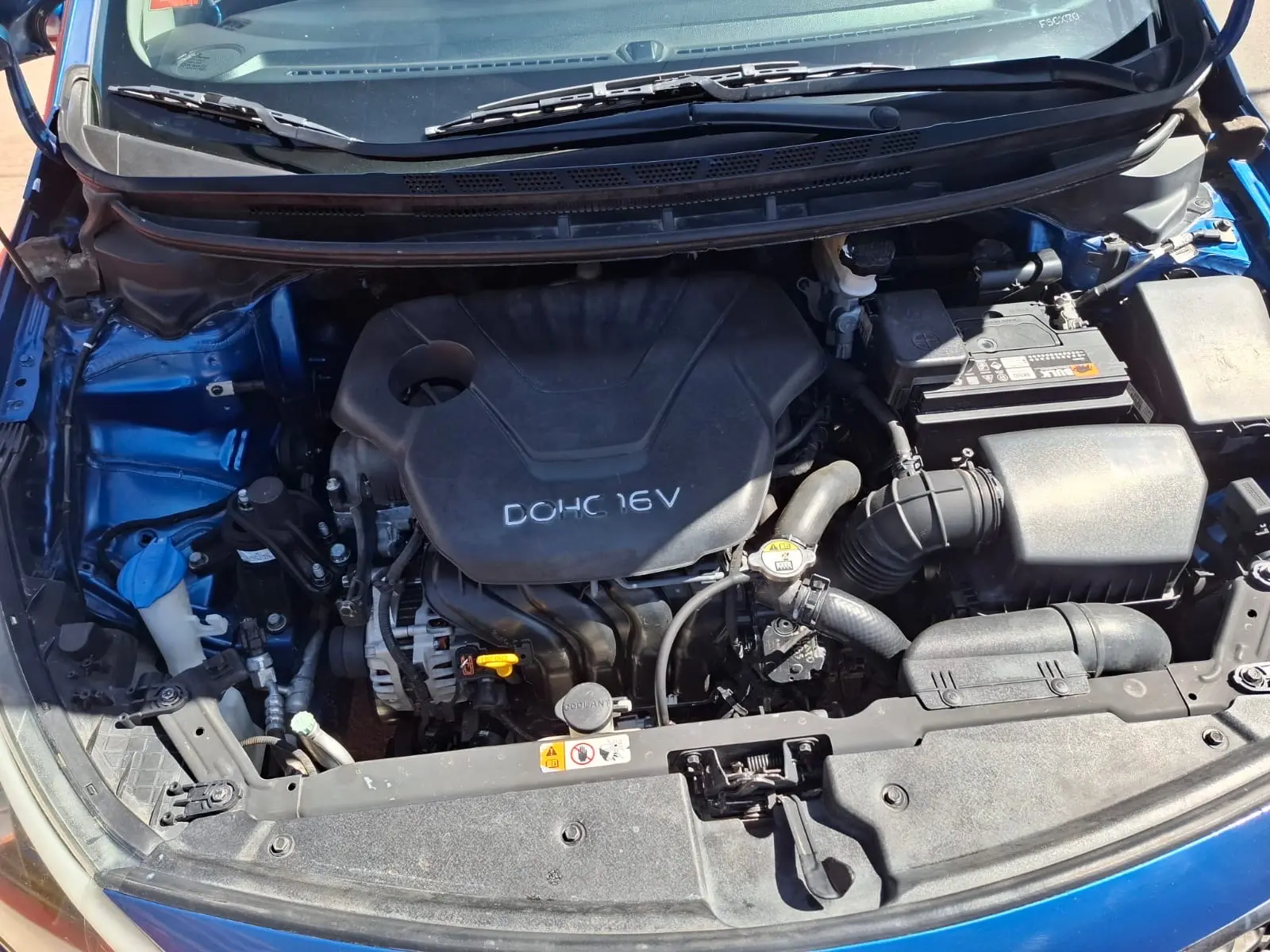 Auto sedán azul en venta - miniatura 5