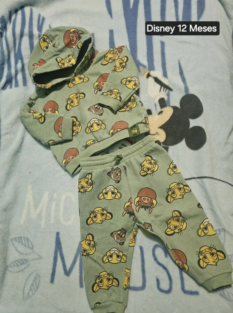 Conjunto bebé Disney 12 meses