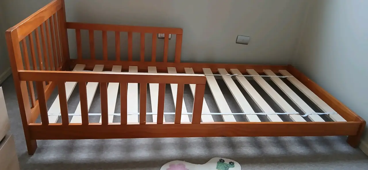 Cama de madera montessori - miniatura 5