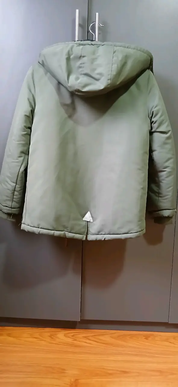 Parka verde con capucha - miniatura 4