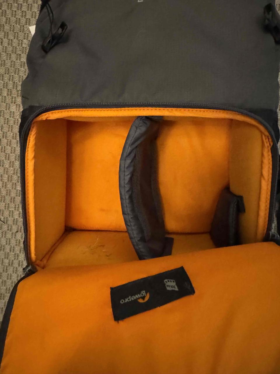 Mochila para cámara Lowepro - miniatura 1