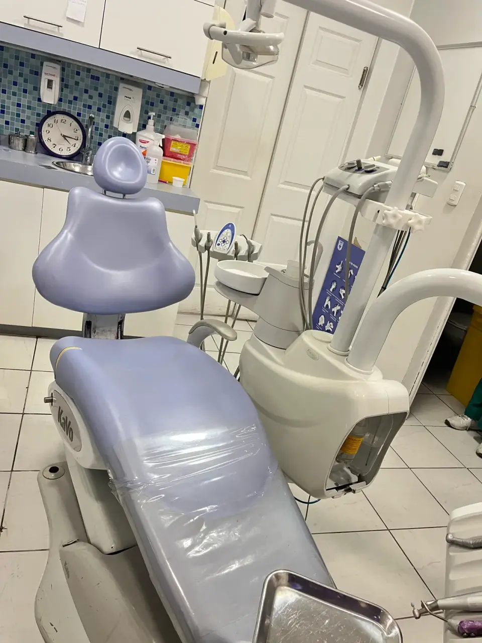 Sillón dental KaVo con unidad - miniatura 2