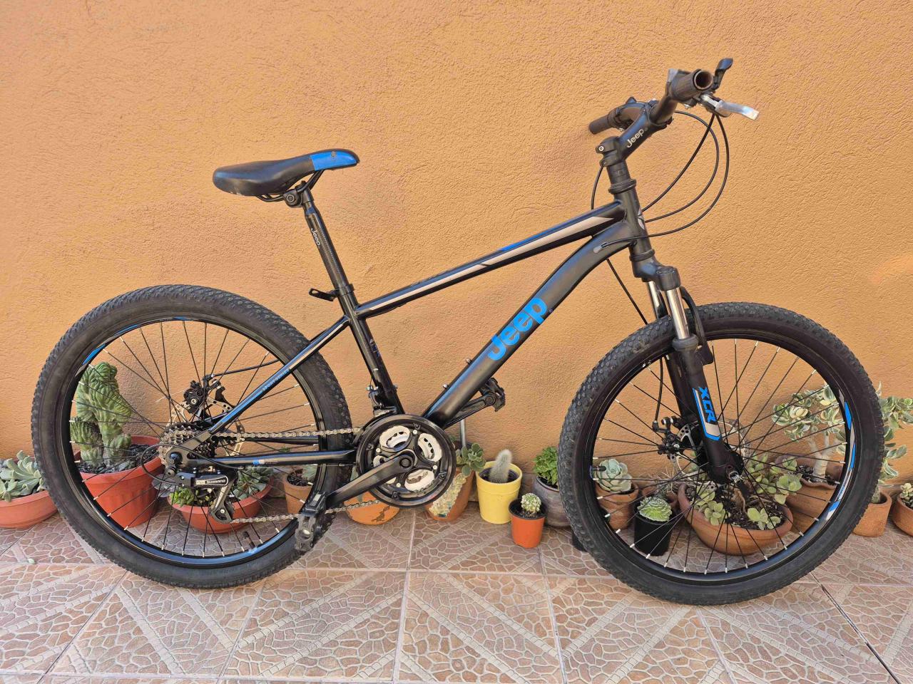 Bicicleta montaña Jeep ,  Modelo  kongur aro 24 - miniatura 1