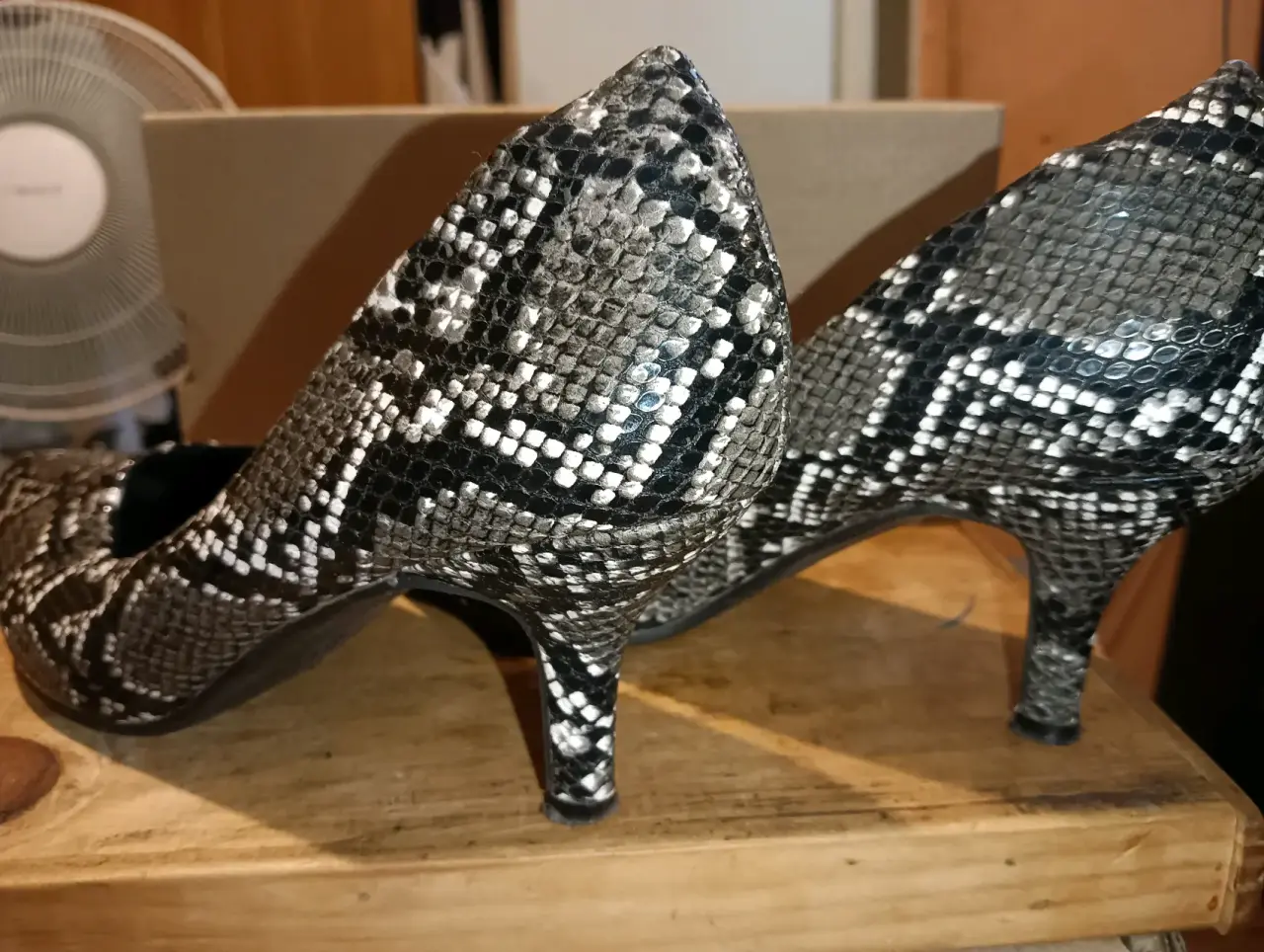 Tacones CHALADA con estampado de serpiente - miniatura 3