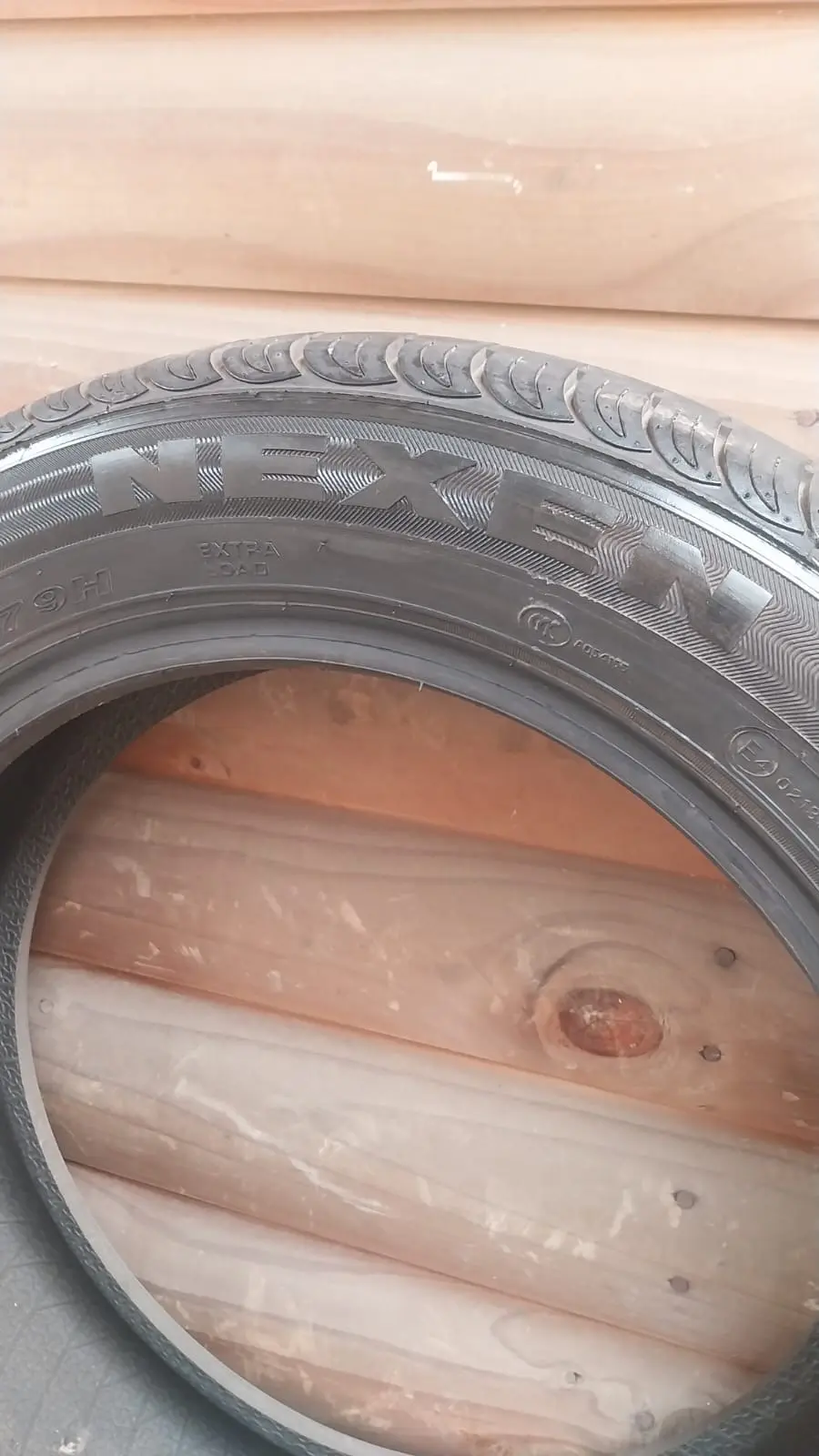 Neumático Nexen 165/60R14 - miniatura 2