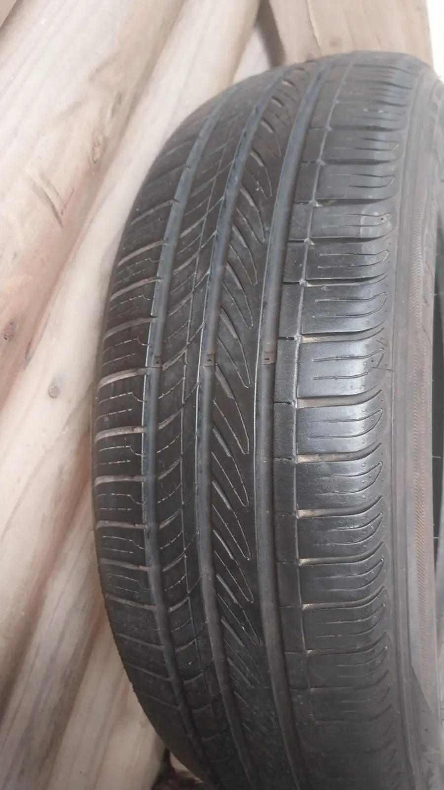 Neumático Nexen 165/60R14 - miniatura 3