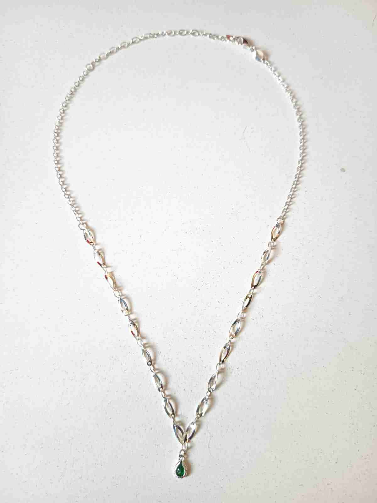 Collar de plata con gema verde - miniatura 2
