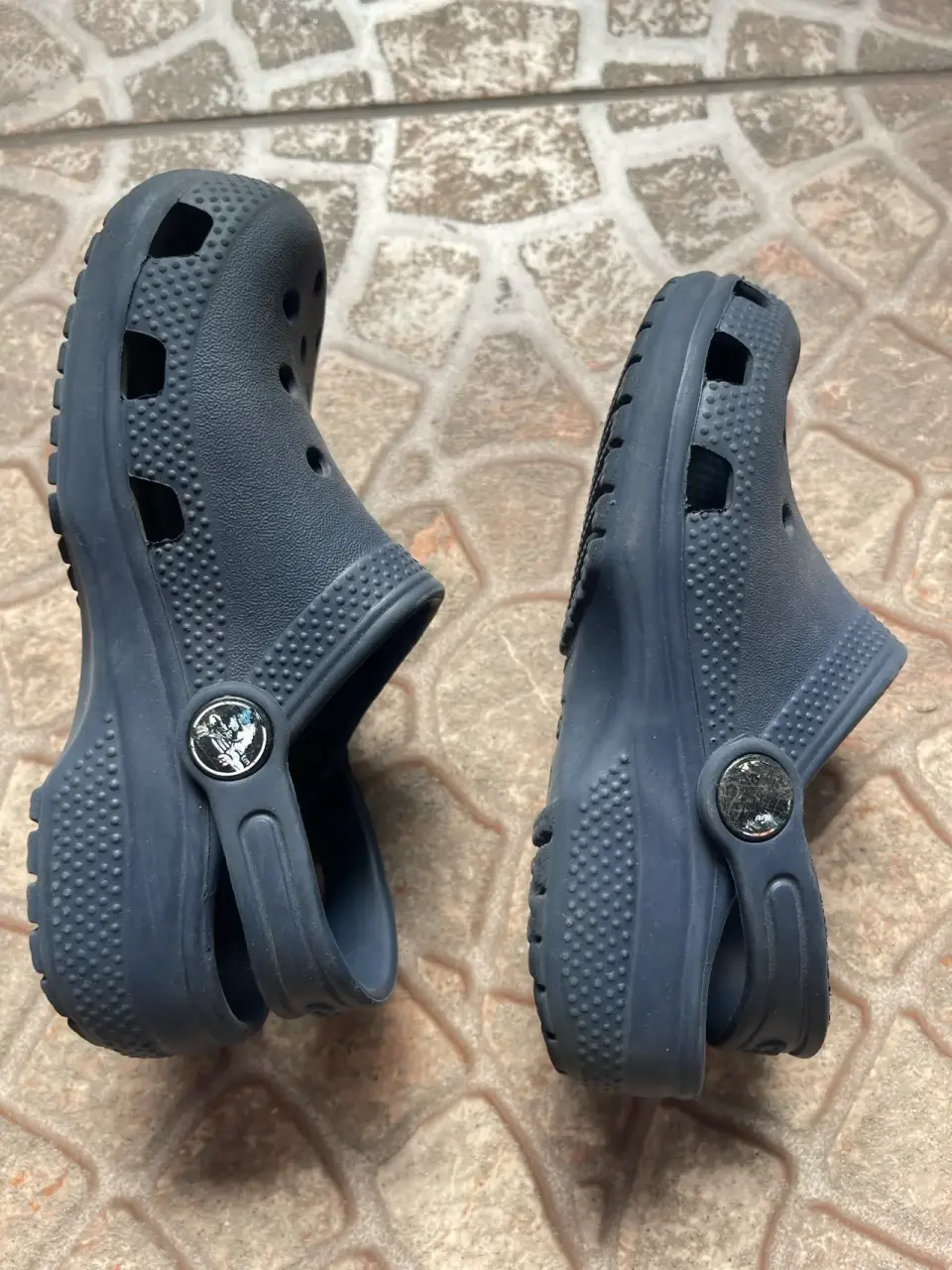 Zuecos Crocs negros - miniatura 6