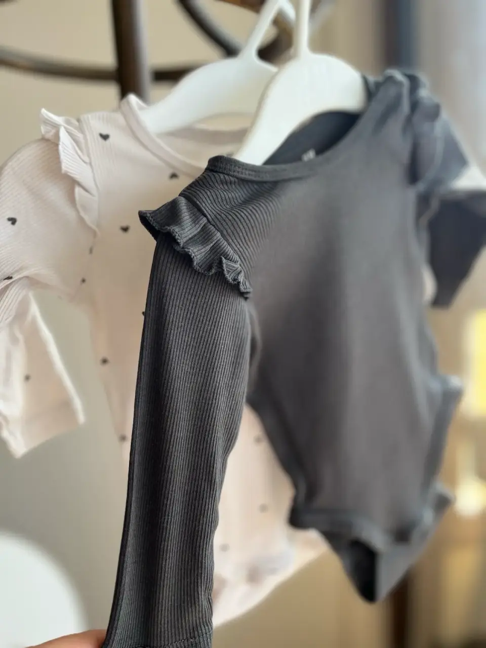 Bodys de bebé con volantes h&m - miniatura 2