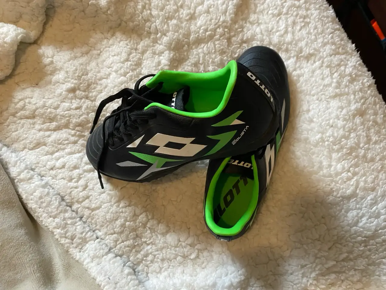 Zapatos deportivos Lotto negros  N• 35 - miniatura 3