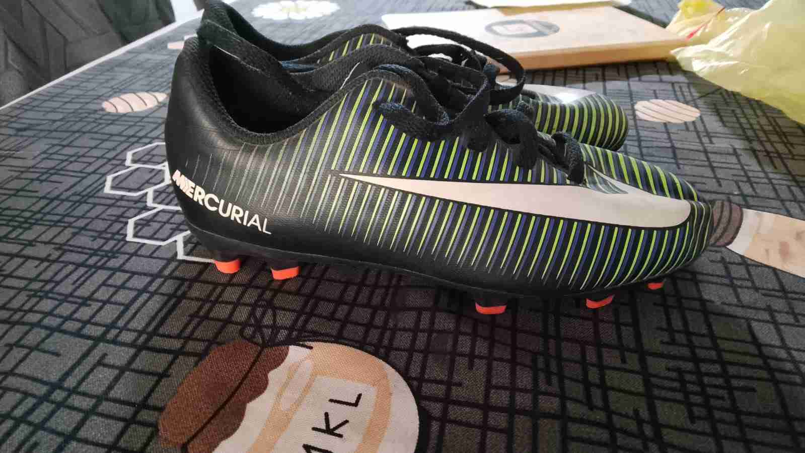 Zapatos de fútbol Mercurial negros - miniatura 1