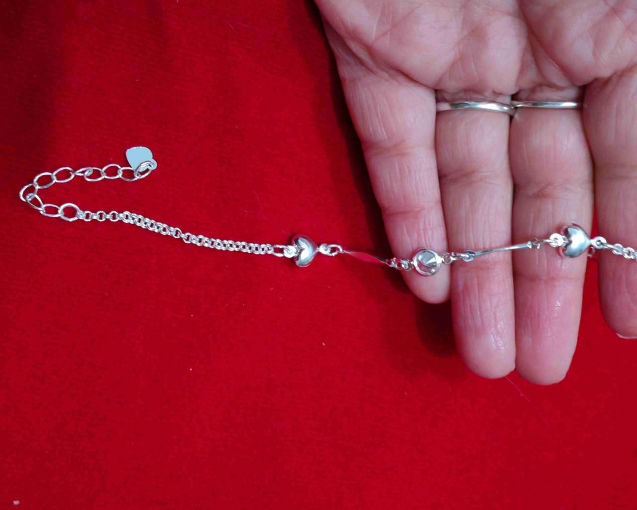 Pulsera de plata con corazones - miniatura 2
