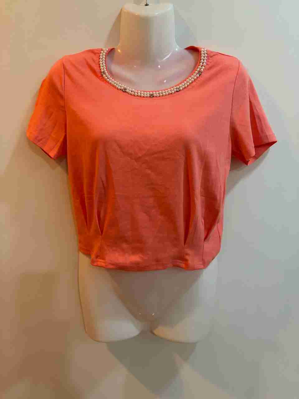Polera coral con perlas - miniatura 1