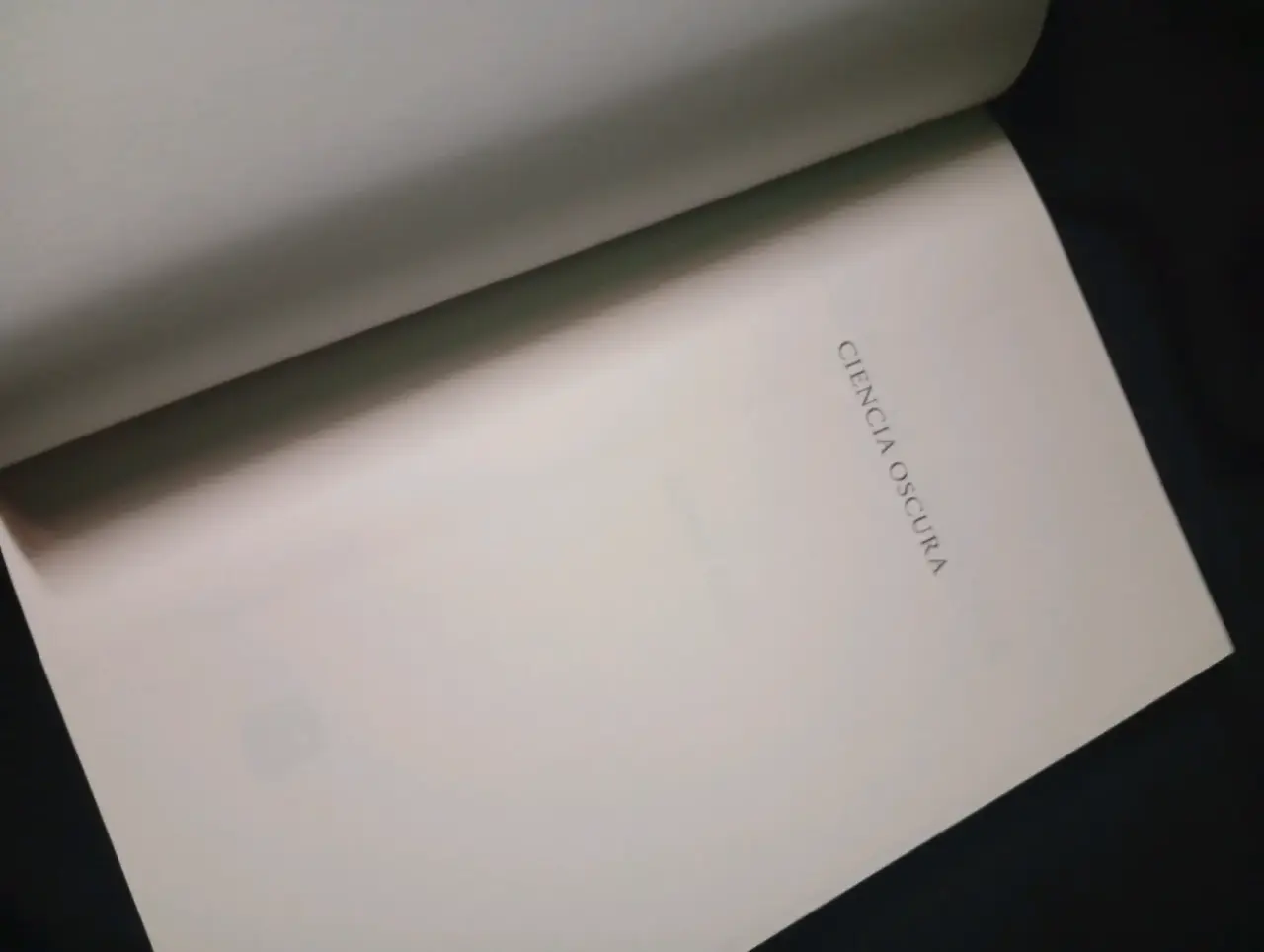 Libro Ciencia Oscura por Gabriel León - miniatura 3