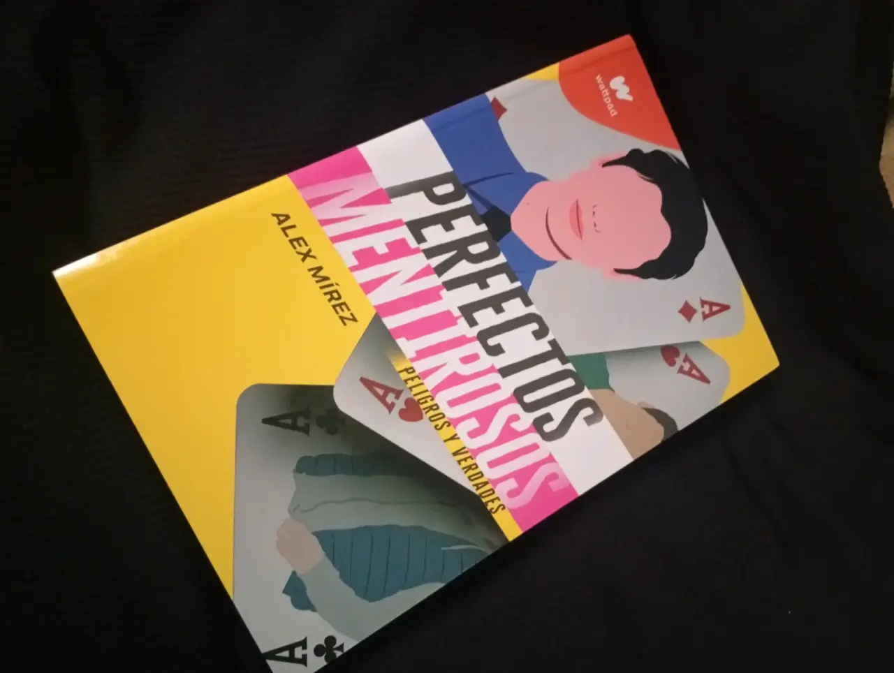 Libro 'Perfectos Mentirosos' - miniatura 1