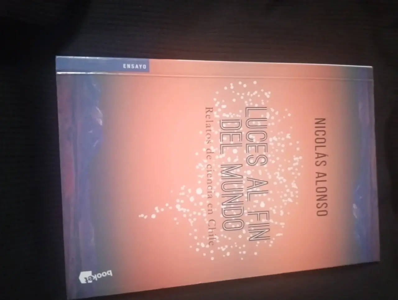 Libro 'Luces al Fin del Mundo' - miniatura 1
