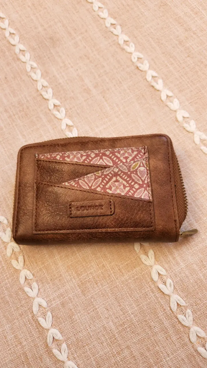 Billetera de cuero marrón diseño étnico - miniatura 5
