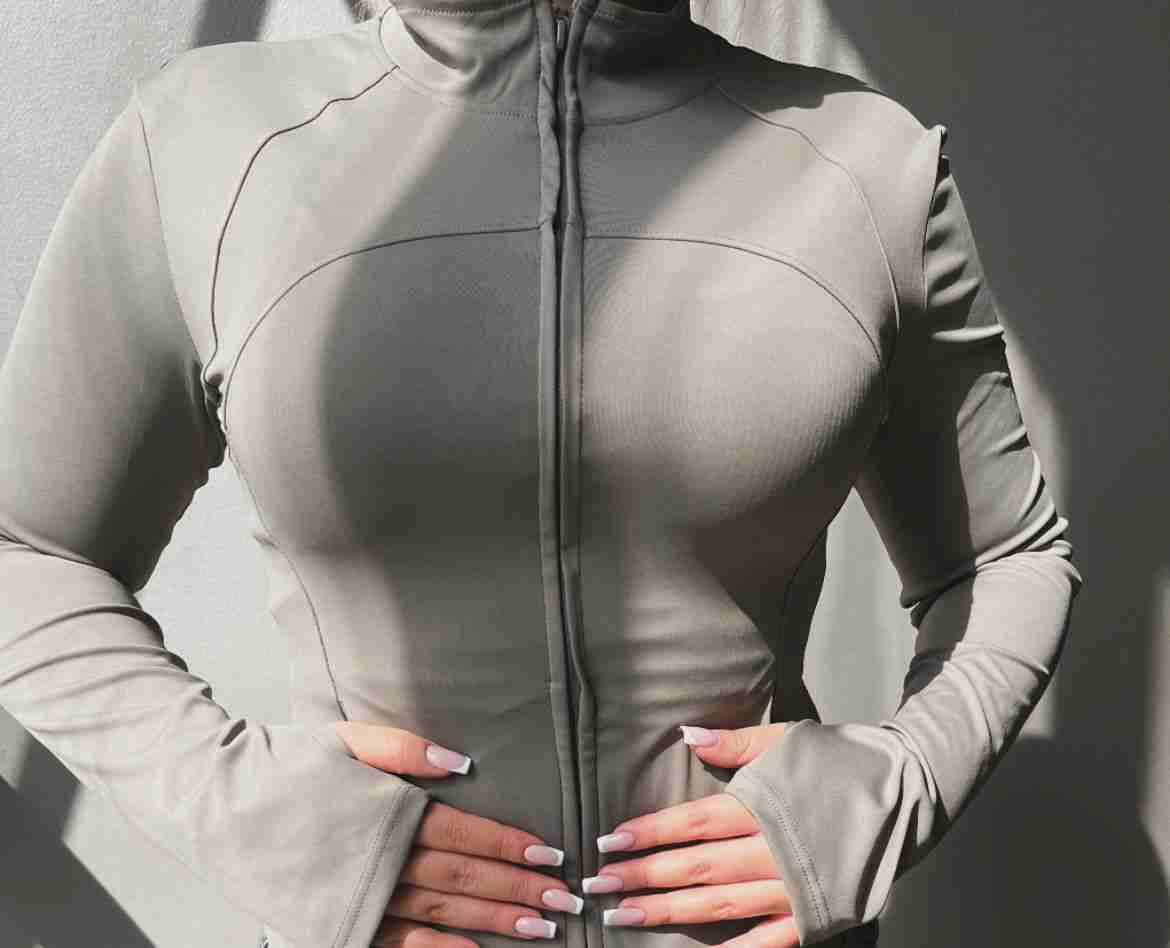 Chaqueta deportiva ajustada efecto cintura pequeña - miniatura 3