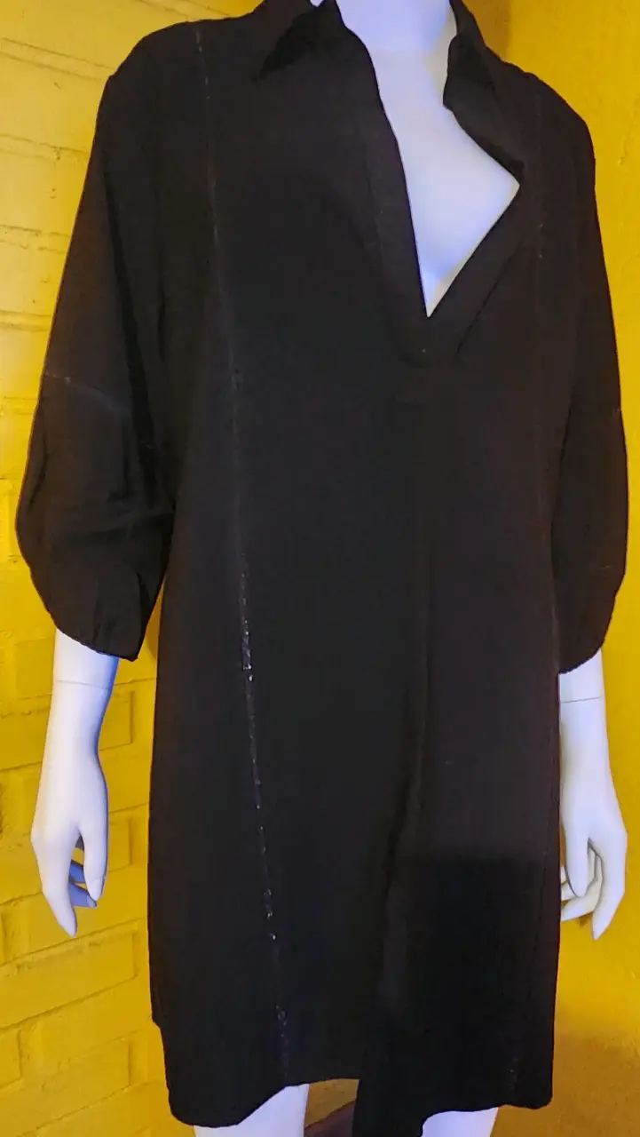 Vestido negro elegante - miniatura 3