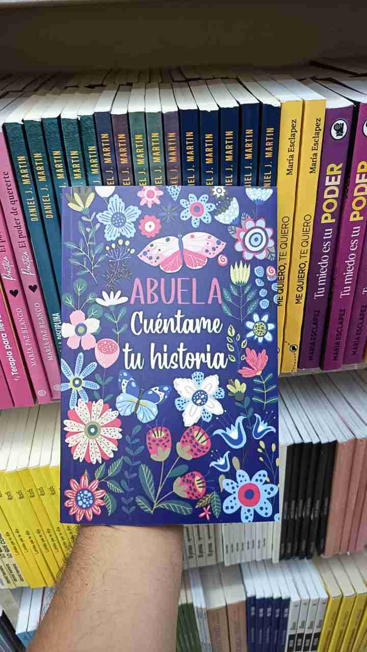 Libro 'Abuela, Cuéntame tu historia'
