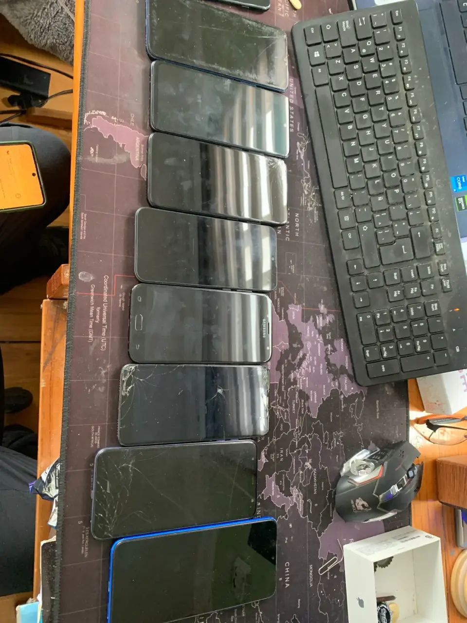 Lote de celulares para reparar - miniatura 1