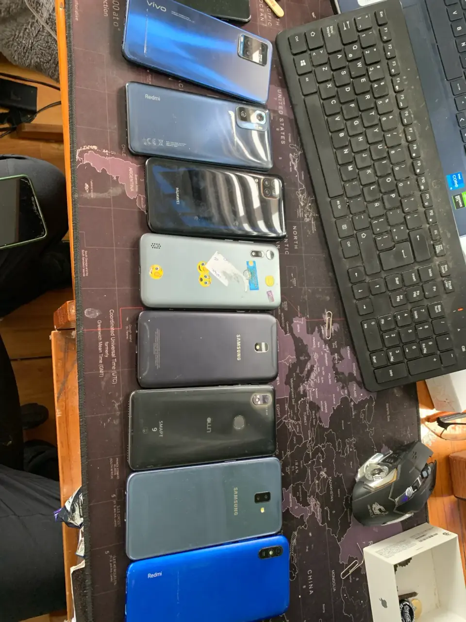 Lote de celulares para reparar - miniatura 2