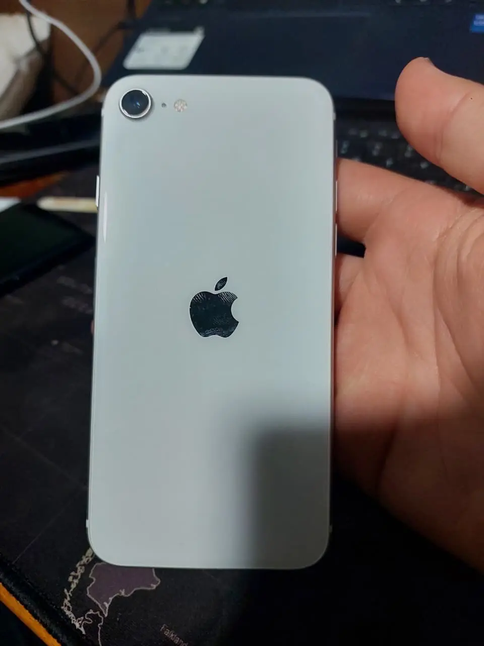 IPhone SE 2020 64gb - miniatura 4