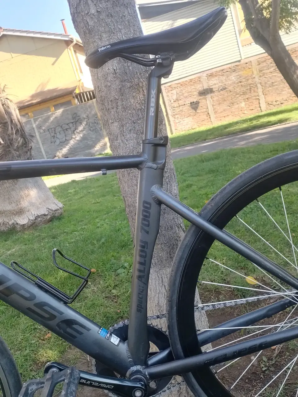 Bicicleta fija eclipse negra - miniatura 4