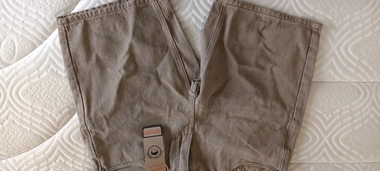 Pantalones cortos beige - miniatura 1
