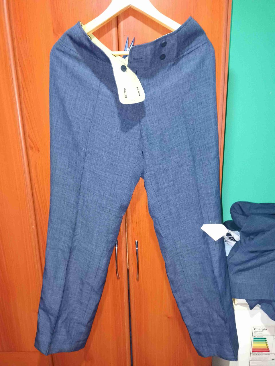 Pantalones de vestir grises nuevos - miniatura 2