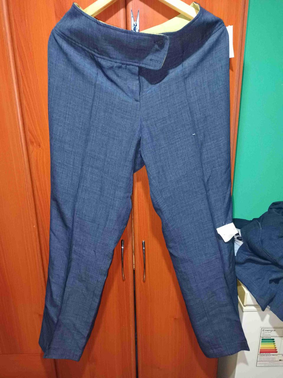Pantalones de vestir grises nuevos - miniatura 3