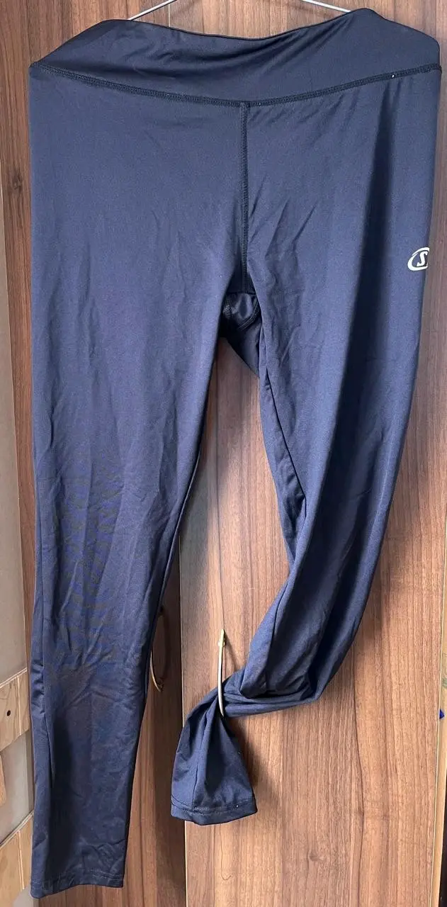 Leggings deportivos negros - miniatura 1