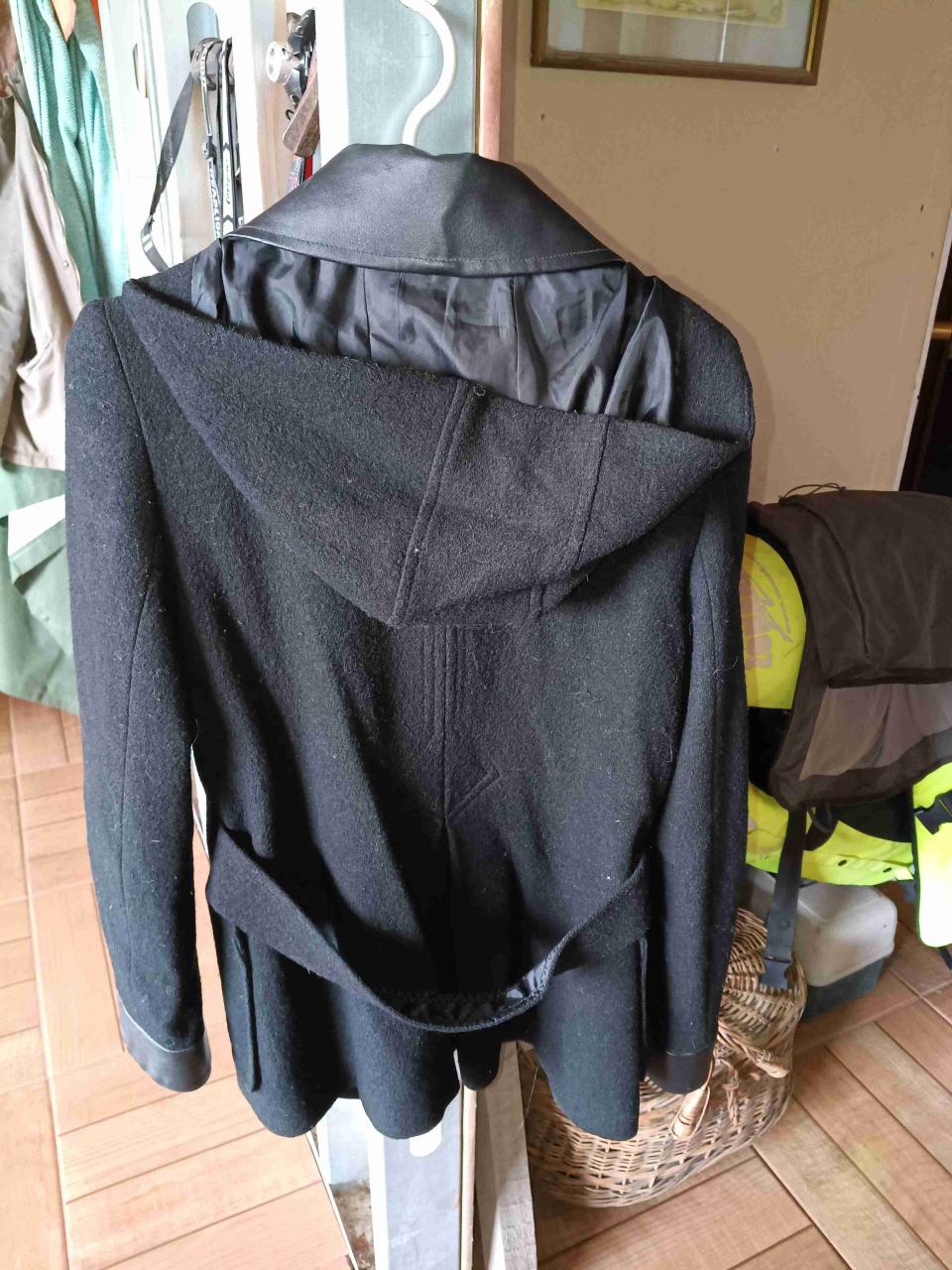 Elegante chaqueta negra talla L - miniatura 3