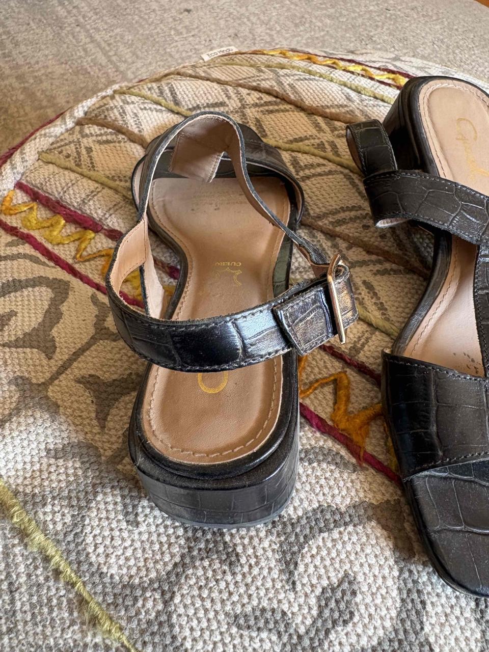 Sandalias negras de cuero - miniatura 2